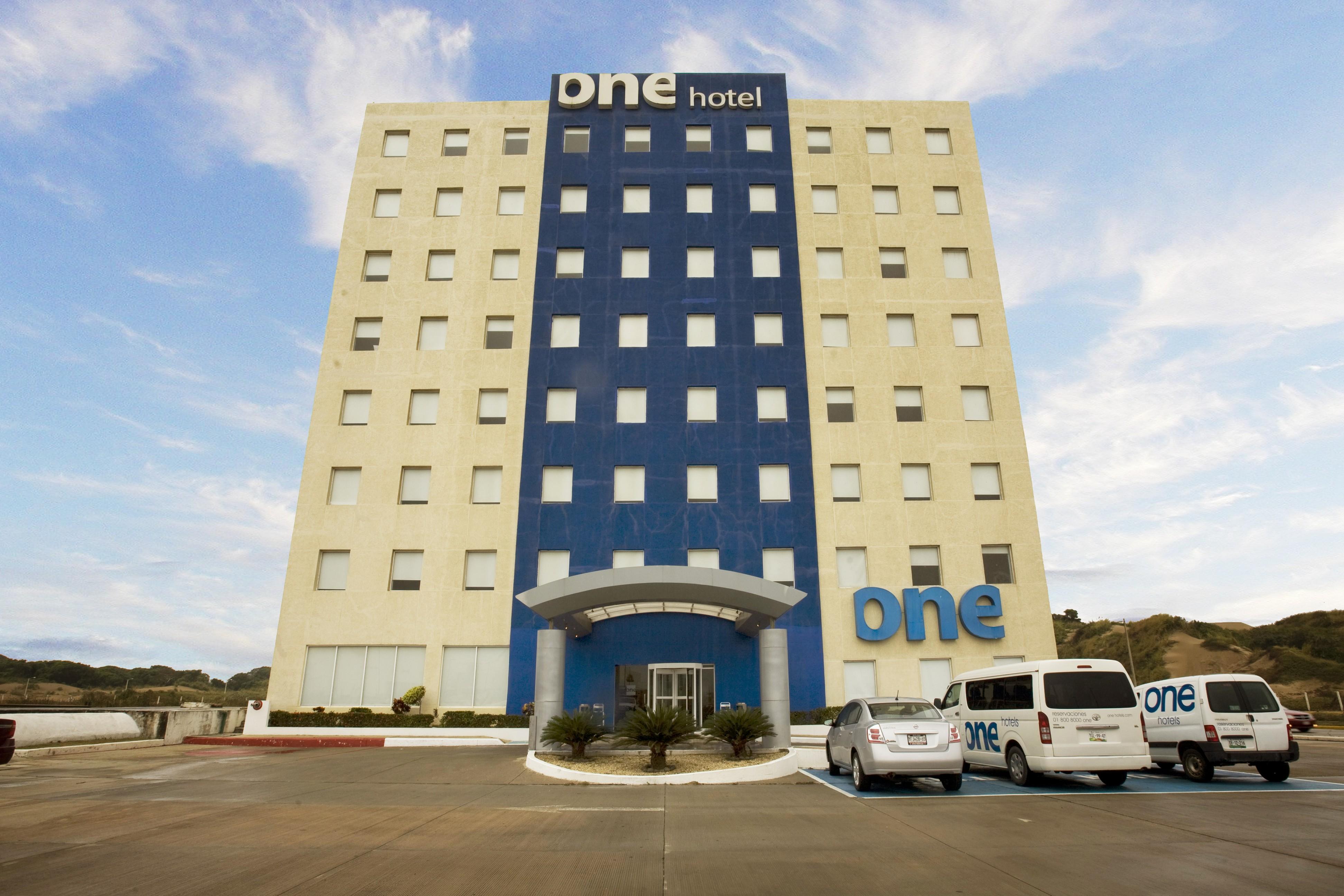 Hotel One Coatzacoalcos Forum Exteriér fotografie